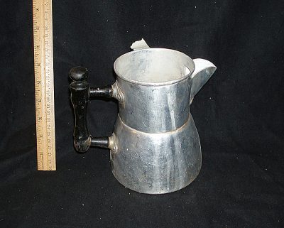 Aluminum coffee pot