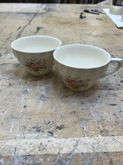 Grooved teacups