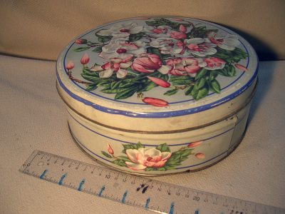 Tin, dogwood, large, round
