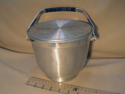 Ice bucket, smooth pewter