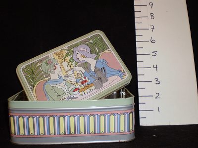 Rectangle “1920’s”tin (Avon)