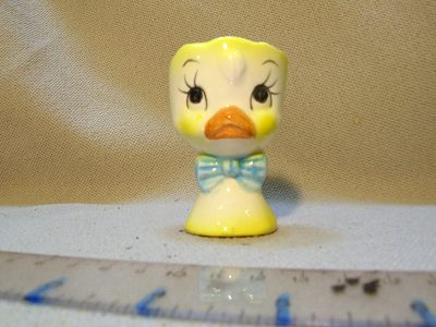 Egg cup, chicken