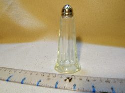 Salt Shaker, long obelisk glass w/ silver top