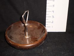 Nut dish