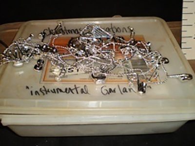 Box of Christmas instrumental  garland