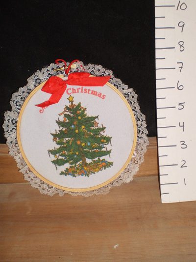 Christmas embroidery hoop