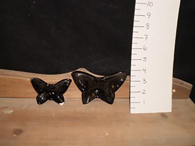 Butterfly plates