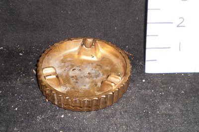 Ashtray, golden round