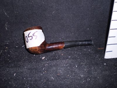 Pipe, brown, “Medko,” chipped