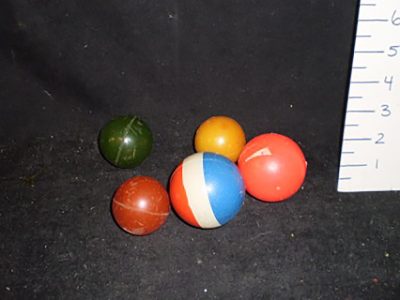Balls, small, rubber