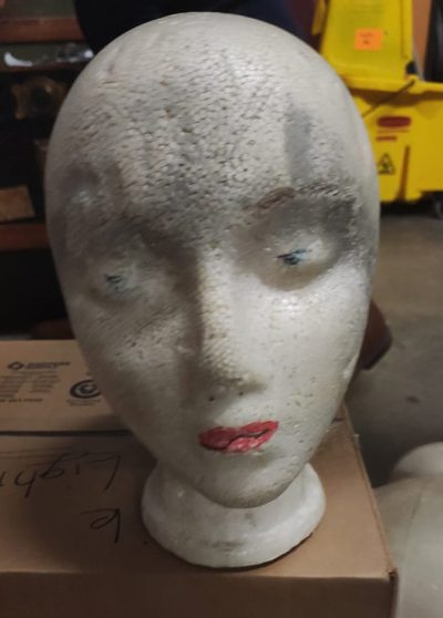 White heads of manniquins