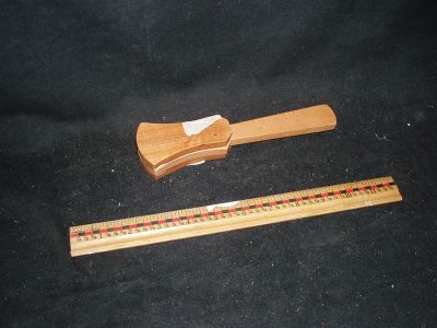 Wood clapper