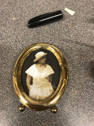 Small Oval Gold Frame